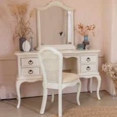 Willis & Gambier Ivory Bedroom Dressing Table Willis & Gambier Ivory Bedroom Dressing Table