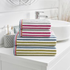 Deyongs Hanover Magenta Towels
