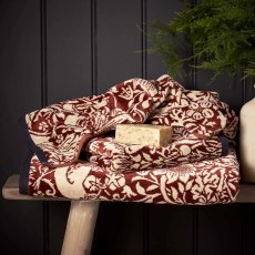 Morris & Co Strawberry Thief Red Towels