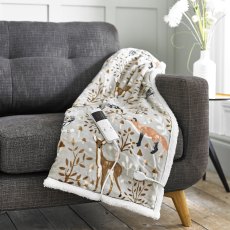 Deyongs Winter Wildlife Heated Throw Multi Deyongs Winter Wildlife Heated Throw Multi