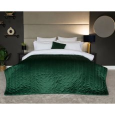 Belledorm Hotel Suite Throw Emerald Green Belledorm Hotel Suite Throw Emerald Green