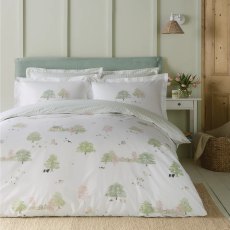 Sophie Allport
Spring Cottage Green Duvet Cover Set Sophie Allport
Spring Cottage Green Duvet Cover Set