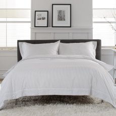 The Lyndon Company Southport Grey and White Duvet Set
