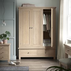 Cottage Collection Triple Wardrobe in Oak Cottage Collection Triple Wardrobe in Oak