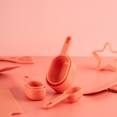 Fusion Twist Coral Measuring Cups