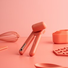 Fusion Twist Coral Can Opener