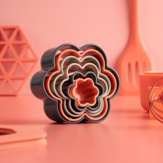 Fusion Twist Flower Cookie Cutters Fusion Twist Flower Cookie Cutters
