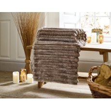 Deyongs Alnwich Ribbed Throw Putty