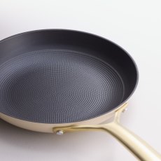 Stellar Cast Light 24cm Frying Pan Clay Stellar Cast Light 24cm Frying Pan Clay
