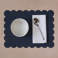 Tradestock Navy Grey Scalloped Flexi Placemats Set Of 2