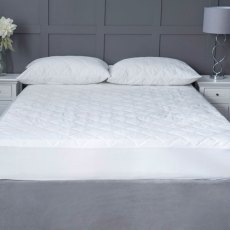 Belledorm 4'0" Quilted Cotton Mattress Protector Belledorm 4'0" Quilted Cotton Mattress Protector