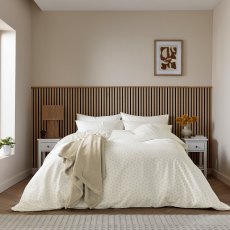 Helena Springfield Calico and Chalk Leaf Sprig Duvet Set Linen