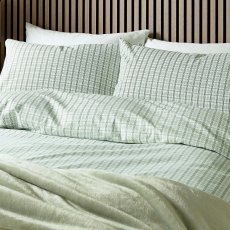 Helena Springfield Calico and Chalk Tranquil Check Duvet Set Green