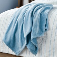 Helena Springfield Calico and Chalk Snug Throw Blue