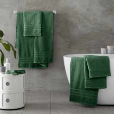 Catherine Lansfield Zero Twist Towels Dark Green