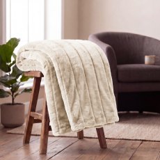 Deyongs Hockley Throw Cream Deyongs Hockley Throw Cream