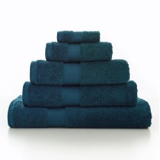 Deyongs Egyptian Embrace Peacock Towel Deyongs Egyptian Embrace Peacock Towel