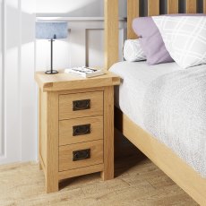 Norfolk Oak Large 3 Drawer Bedside Cabinet Norfolk Oak Large 3 Drawer Bedside Cabinet