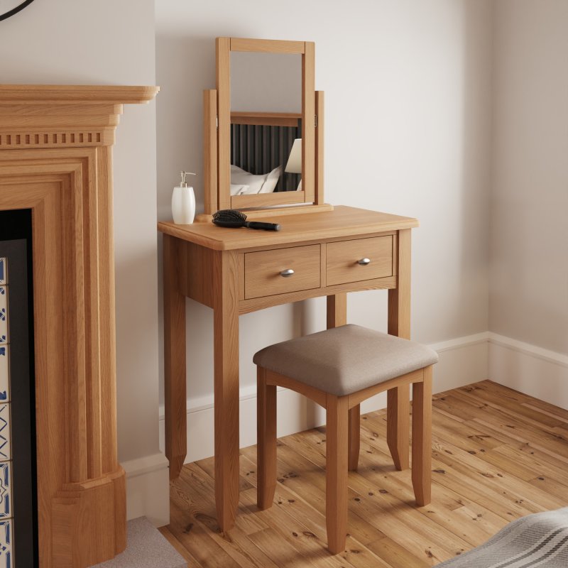 Stiffkey Stool in Oak