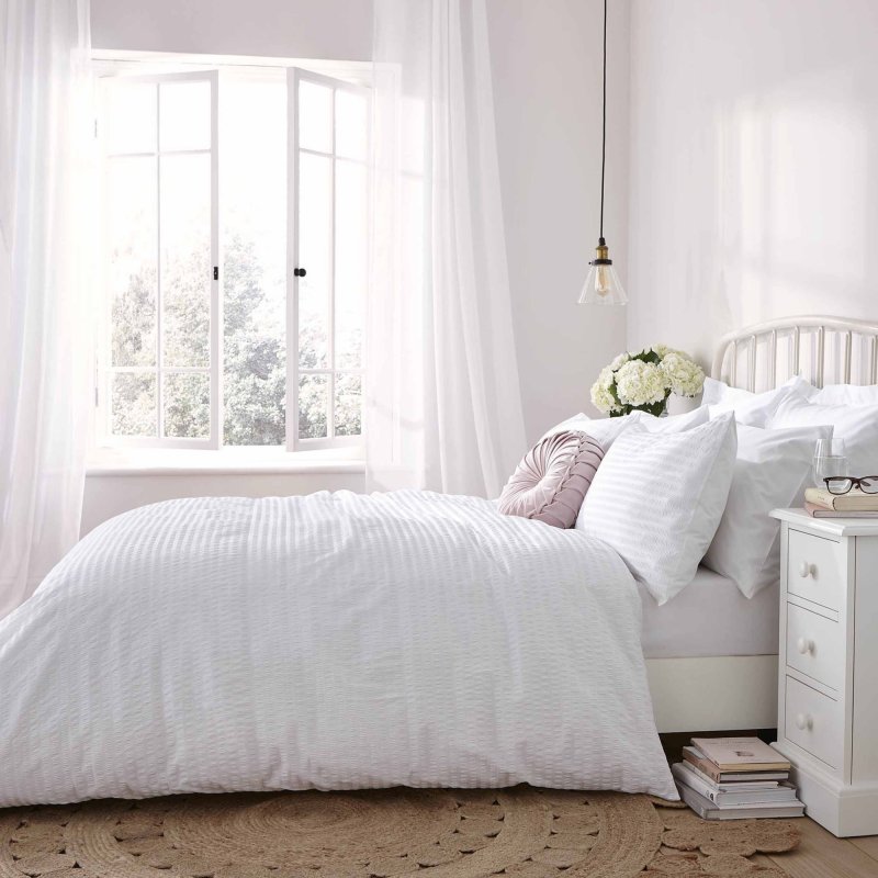 Laura Ashley Emma Seersucker Bedding