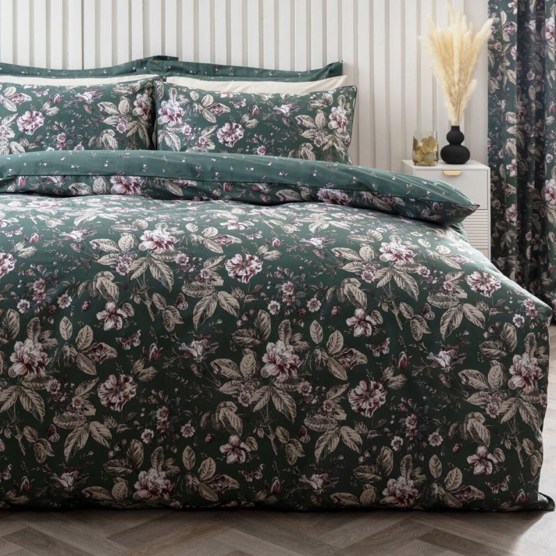 Aiyla Duvet Set