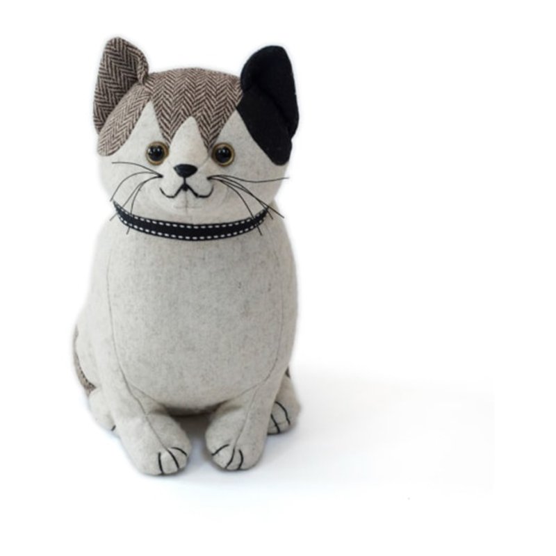 Dora Designs Fat Cat Pudge Doorstop image of the doorstop on a white background