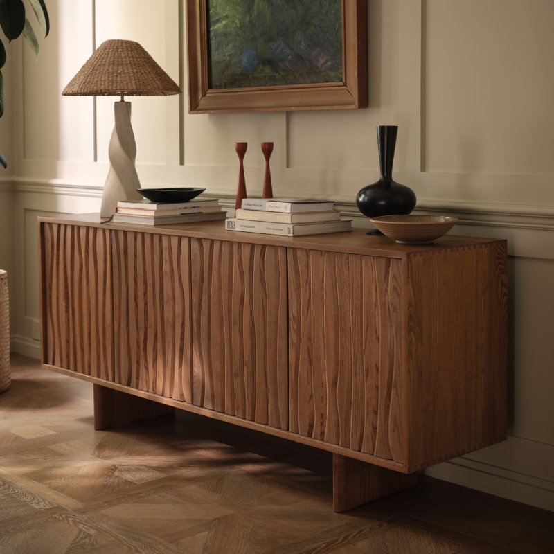 Ercol Assendon Large Sideboard lifestyle image of the sideboard