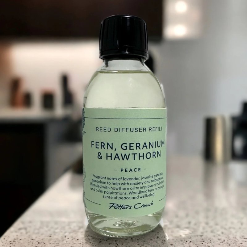 Potters Crouch Potters Crouch Wellness Peace Fern, Geranium & Hawthorn Diffuser Refill