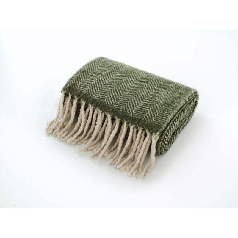 The Lyndon Company Moorland Wool Throw Green