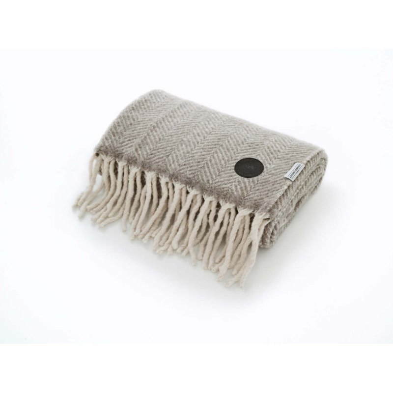 The Lyndon Company Moorland Wool Throw Natural