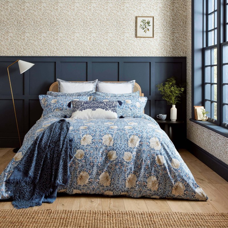Morris & Co Morris & Co Woad Blue Pimpernel Duvet Cover Set