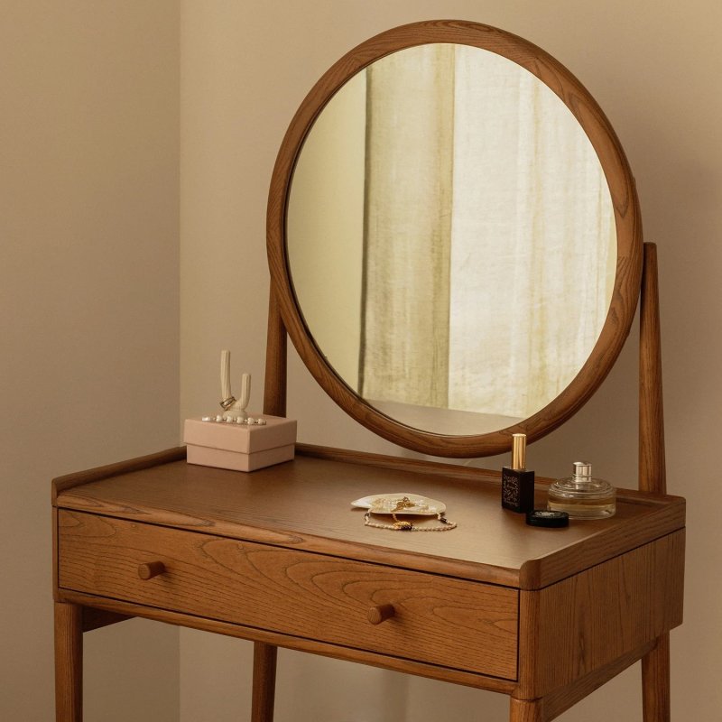 Ercol Salina Dressing Table In OG Finish lifestyle image