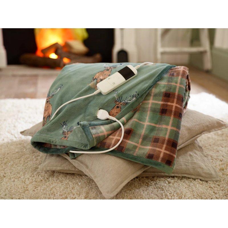 The Lyndon Company The Lyndon Company Highland Fell Sherpa Heated Throw