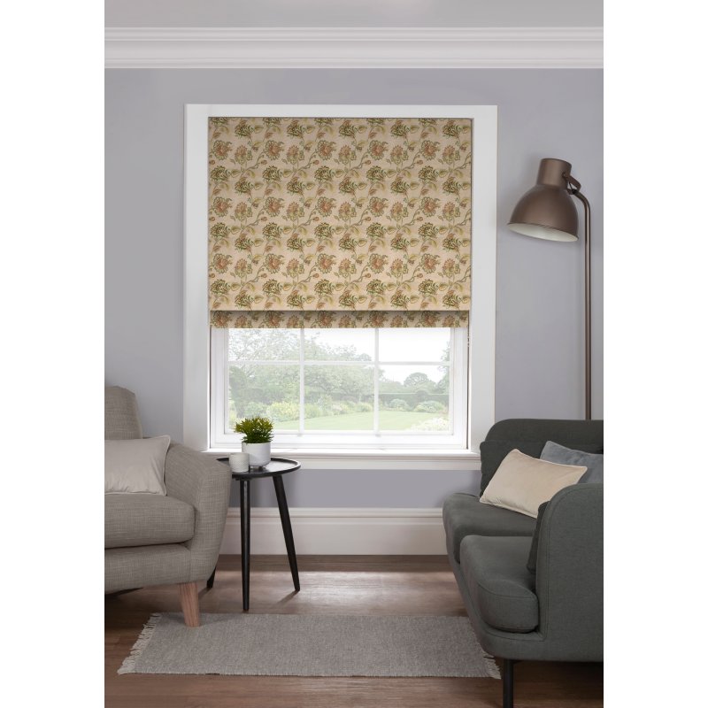 Lifestyle image of Falda Natural Blinds