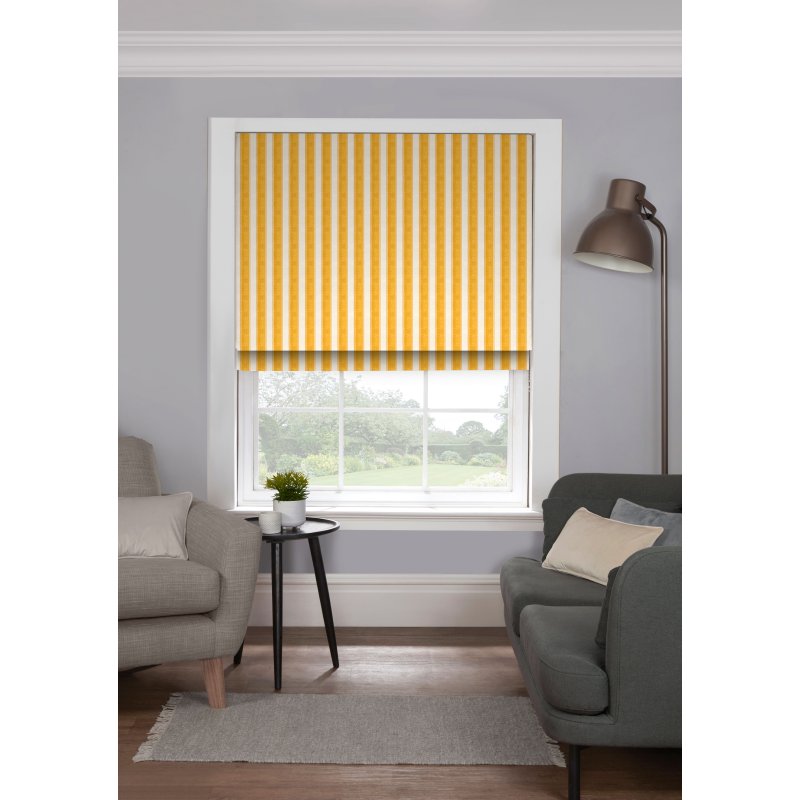 Lifestyle image of Selva Gold Blinds