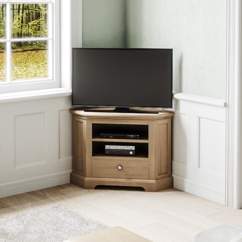 Broadway Corner TV Unit In Oak lifestyle