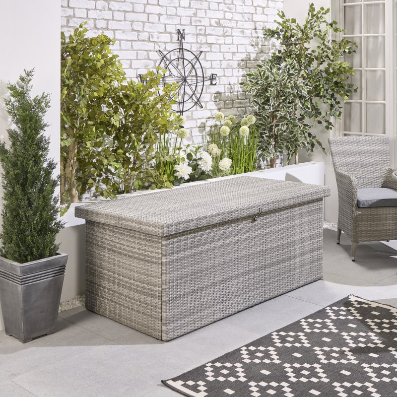 Norfolk & Co Brancaster Storage Box With Liner lifestyle