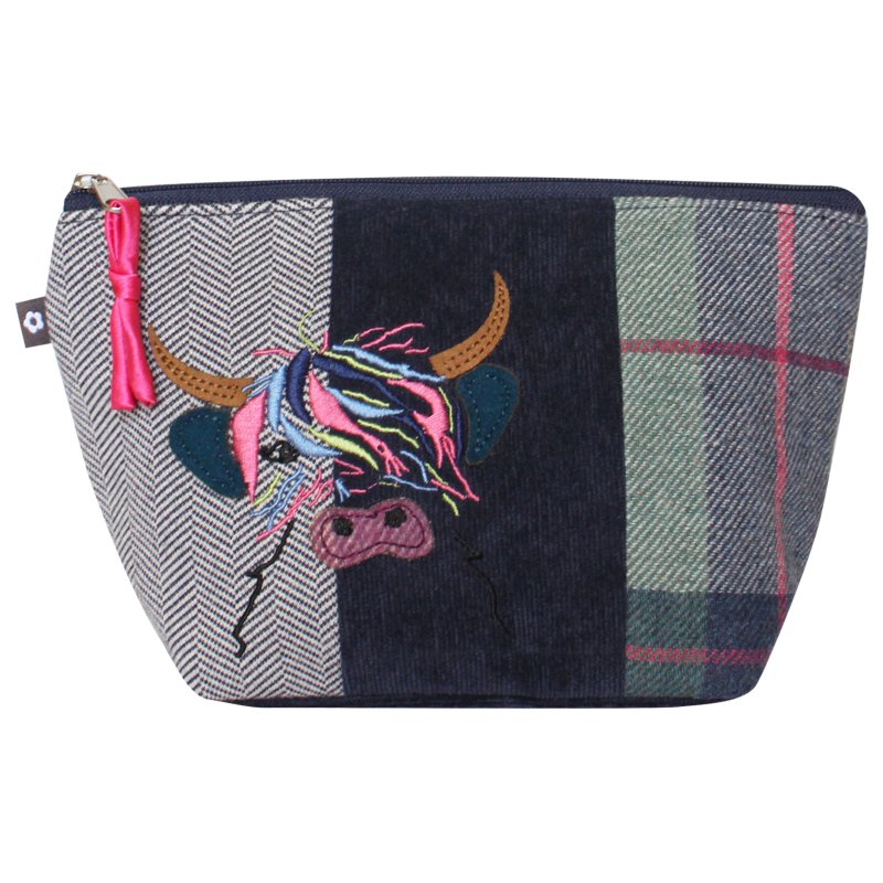 Earth Squared Highland Cow Applique Make Up Bag