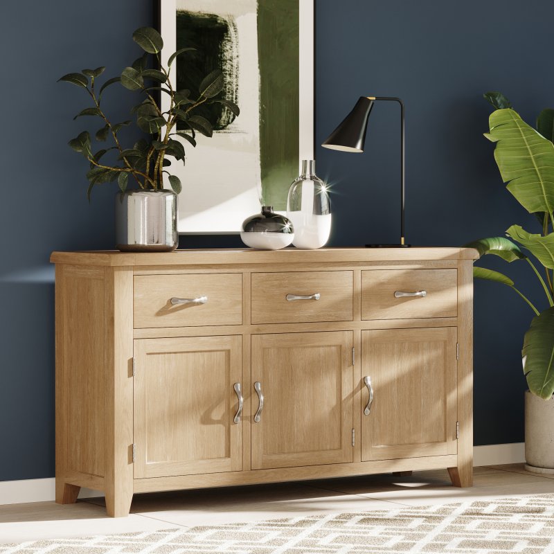 Wiltshire Oak 3 Door 3 Drawer Sideboard Lifestyle