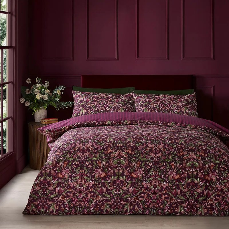 Catherine Lansfield Richmond Plum Duvet Set