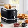 Ariete Moderna 2 Slice Black Toaster Lifestyle shot with toast