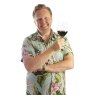 Stozle Olly Smith Set of 4 Red Wine Glasses - olly smith holding a glass of wine
