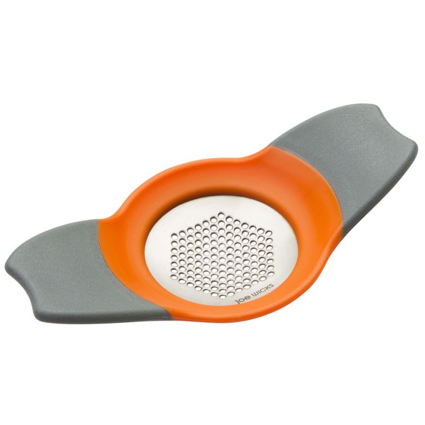 Joe Wicks Crusher and Grater